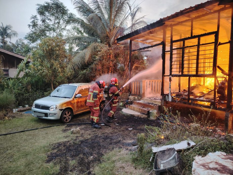 东（已签发）：关丹3英哩甘榜古尼亚高脚屋火灾