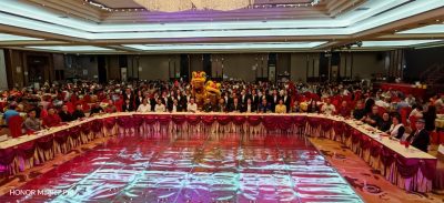 东：已签发：关丹华人协会永久名誉顾问拿督刘春刘春呼吁各造，理性看待“国旗倒挂”风波，勿将之政治化，同时继续以正确方式悬挂国旗，表达爱国之心。