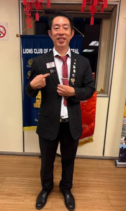 东：已签发：朱盖中区狮子会新一届理事会顺利诞生，由钟宝贤接任会长一职