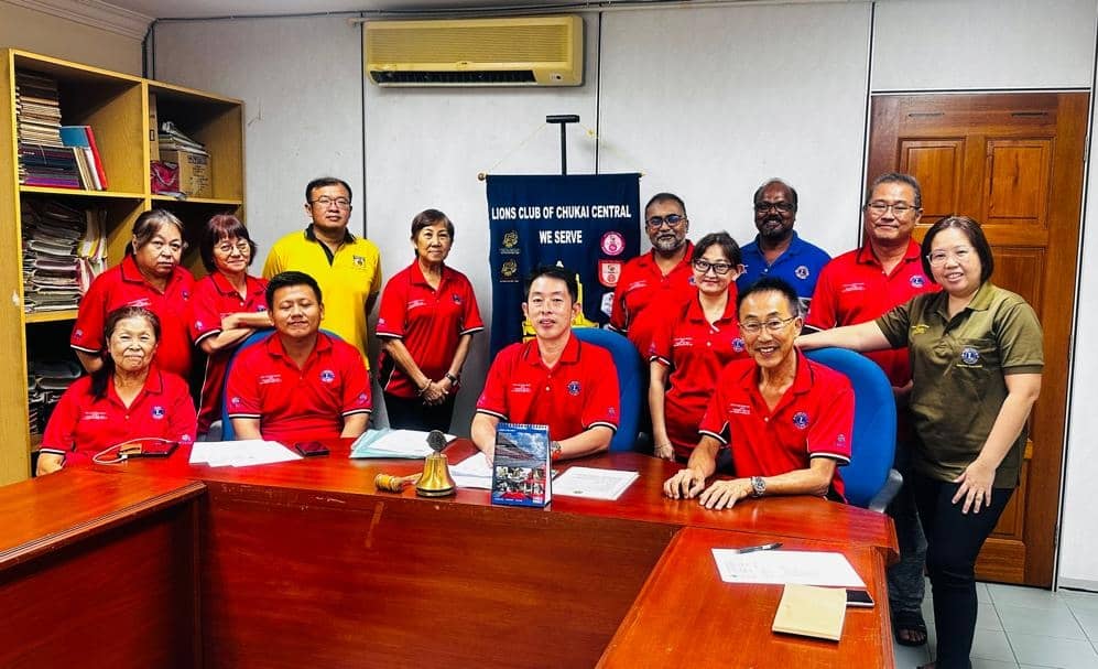 东：已签发：朱盖中区狮子会新一届理事会顺利诞生，由钟宝贤接任会长一职