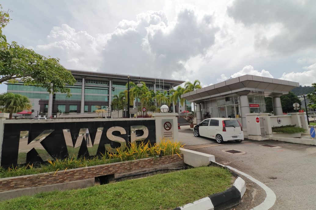 东：未签发：家长赞成孩子14岁开设公积金户口，认为可以让孩子从小培养储蓄习惯及理财观念