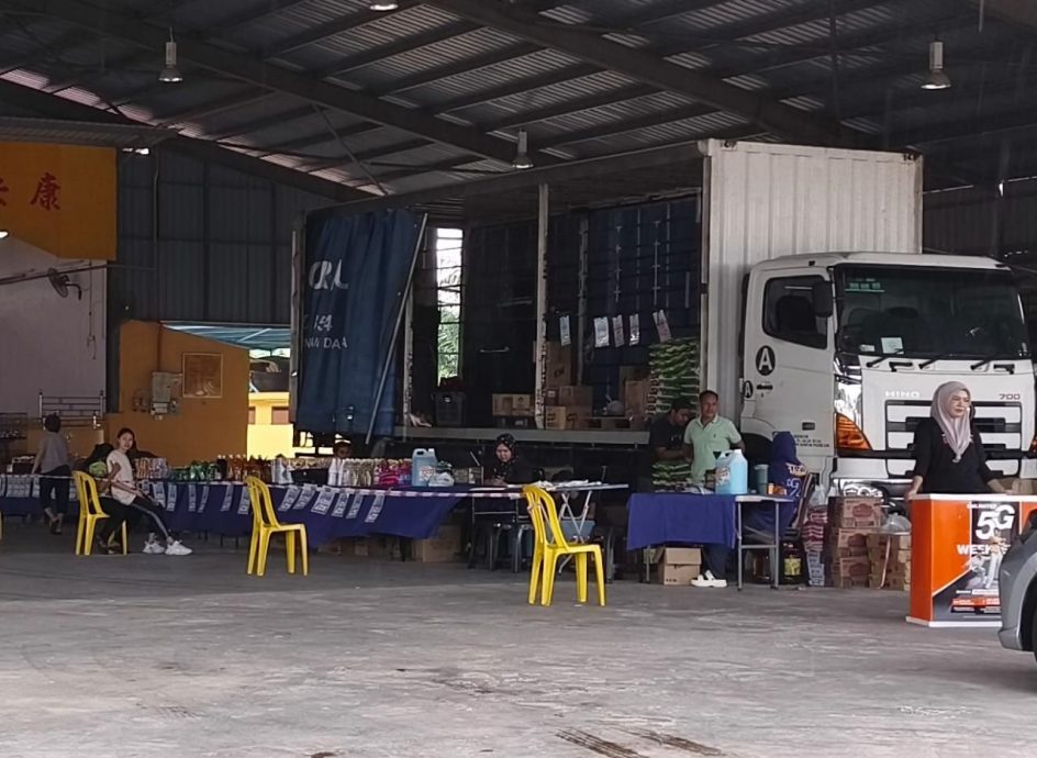 东：爱心促销活动拨款翻倍扩大覆盖面 市民看好盼改进各方面