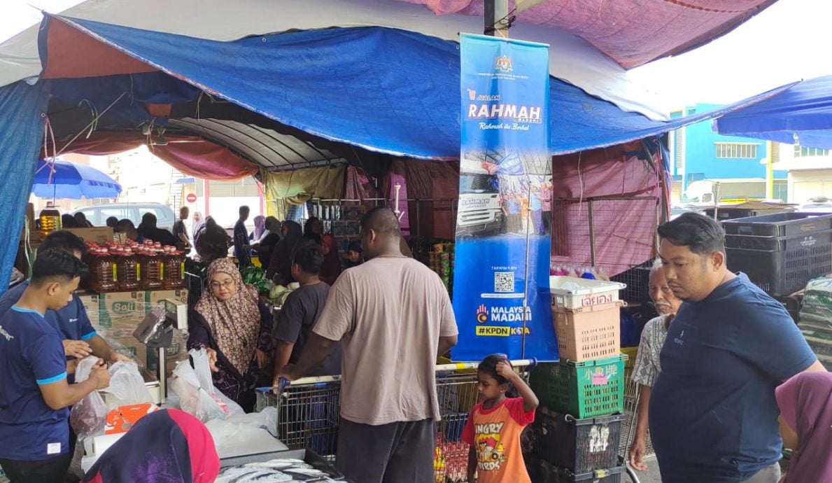 东：爱心促销活动拨款翻倍扩大覆盖面 市民看好盼改进各方面