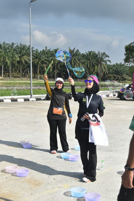 东：百乐县议会与卫生局联办欢乐跑与民众同乐