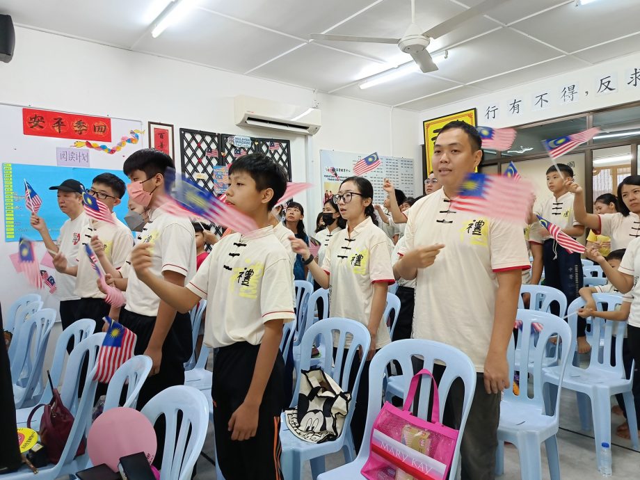 东：（已签发）彭关丹圣贤教育中心国庆活动 倡导圣贤教育 促社会和谐