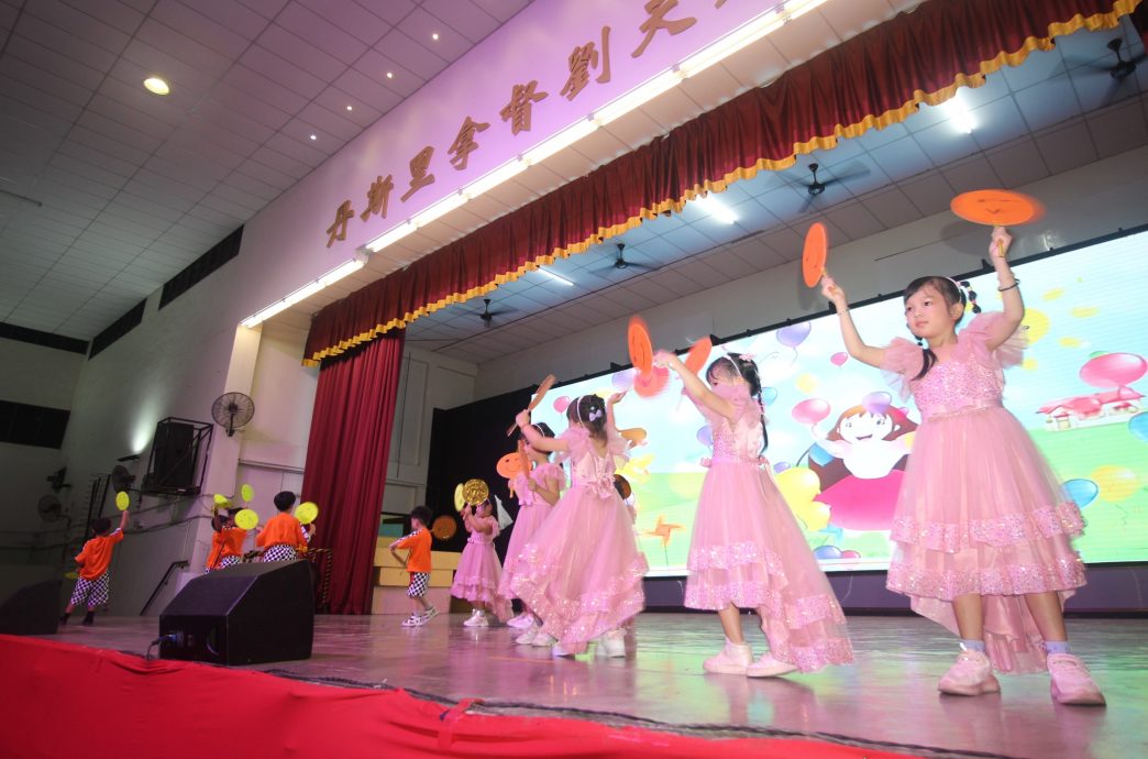 东：（已签发）新巴力幼儿园筹款晚宴反应热，筹款突破8万目标