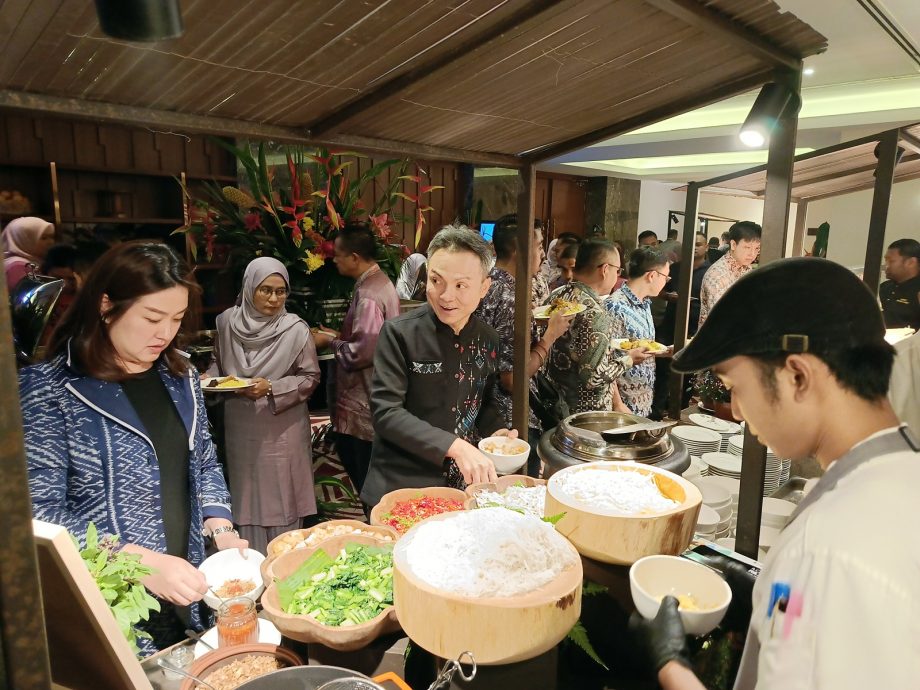 东:(已签发)第48届东盟经济一体化高级别特别工作小组会议 推动“包容与永续”经济合作