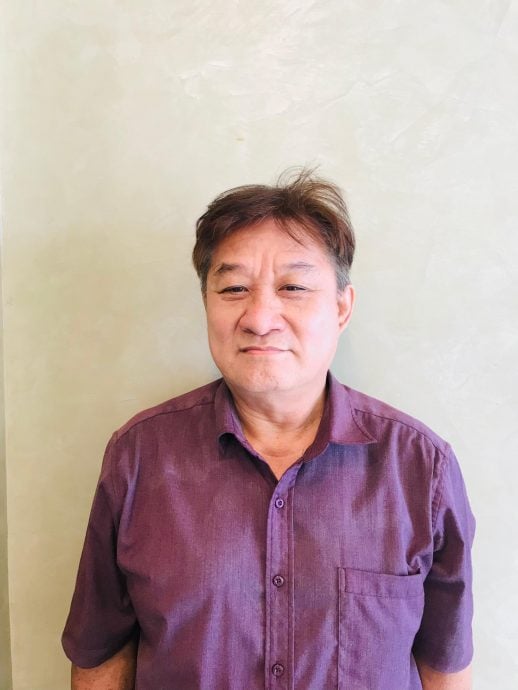 东：（已签发）而连突2支部指控彭州委黑箱作业  莫江明：指控毫无根据含血喷人