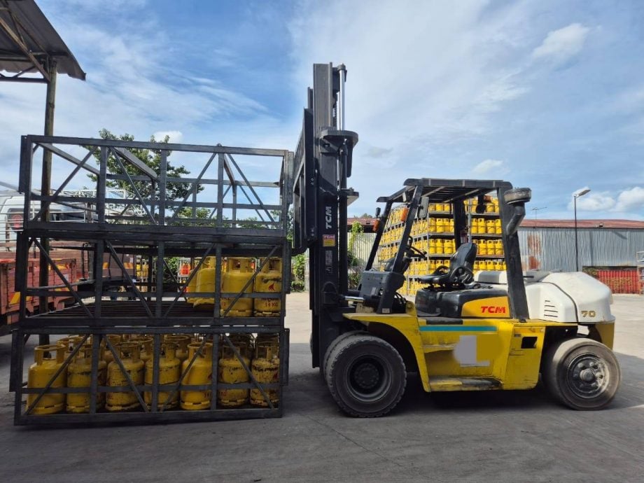 东:(已签发)警察普通行动部队起获一批6000余非法储存煤气及空钢瓶