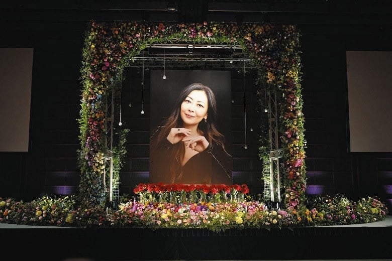 中山美穗追思会万人出席 亲妹控诉未收到帛金