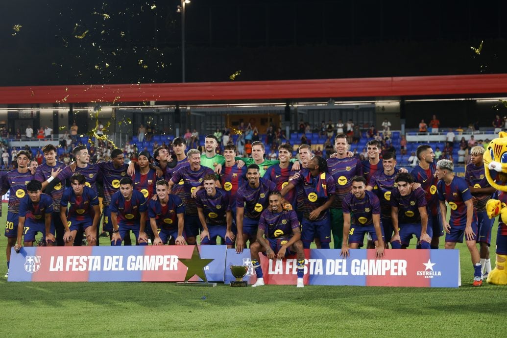 主场5球横扫科莫  巴塞重夺甘伯杯