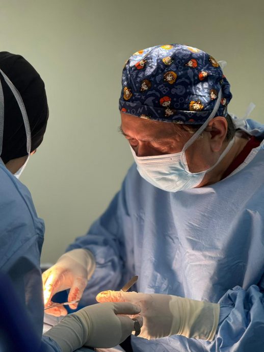 人物专访 / 丹斯里诺希山