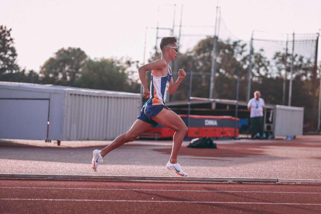 伦敦参加3000公尺赛  董耀祖打破40年全国纪录