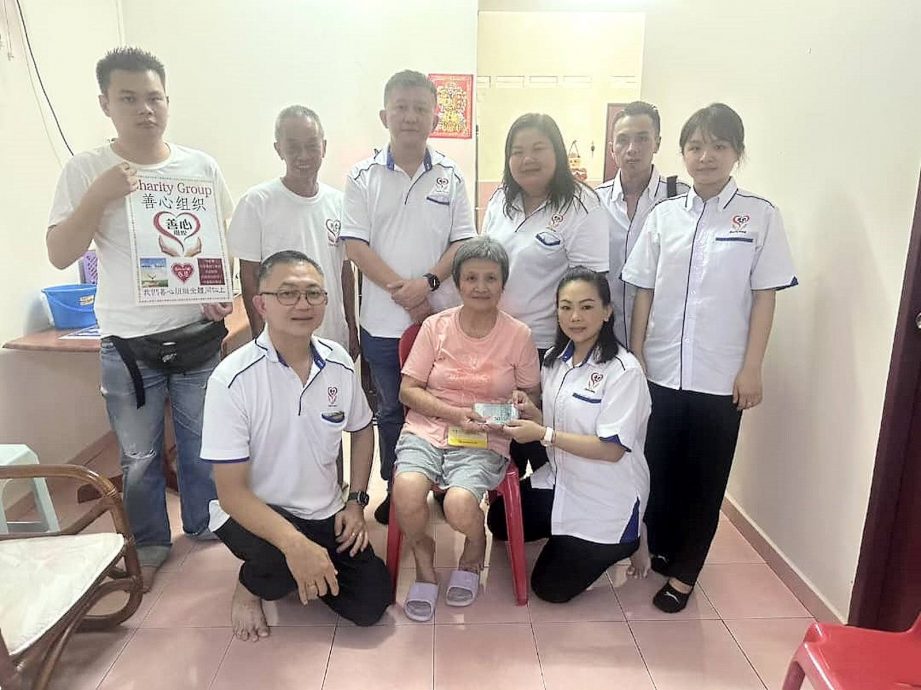 供星洲网:马来西亚善心组织再到森州东部送暖,协助2个家庭度过难关