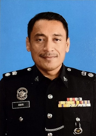 供星洲网：昨天还好好的去学校参与义卖会，怎知就没了...家翁：我们都接受不了