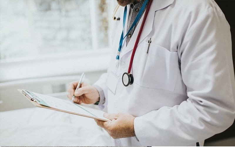 信AI多过信医生？ 病患盲从ChatGPT还拒付诊费