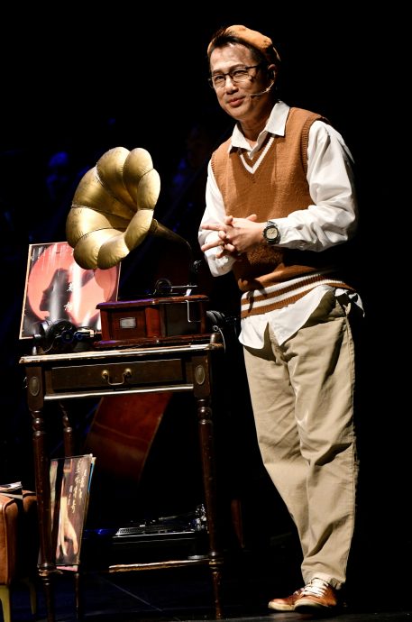 做半版//大都会-吉隆坡南益校友会华乐团《辉煌55》