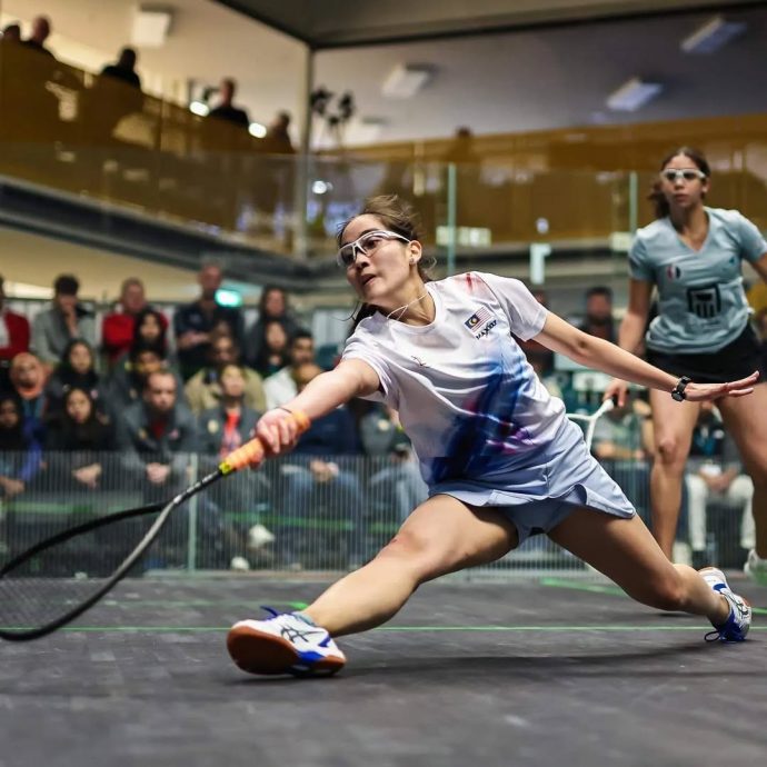 全国壁球公开赛| 艾拉放眼第3次封后  蔡汉稳李丹肯旗开得胜