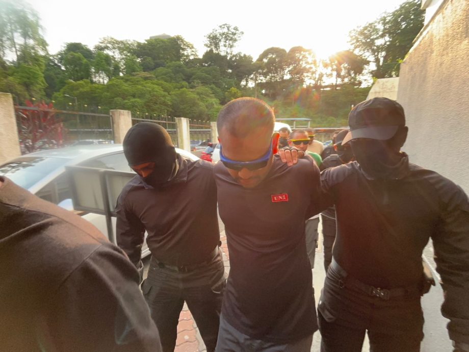 **全国综合(完整)**全国:涉在马参与恐怖组织 3孟男新山面控