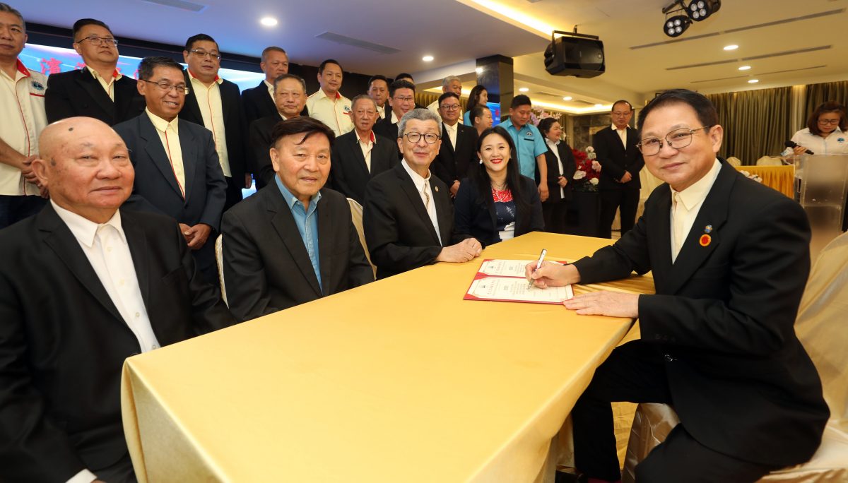 全国/陈康益:教育制度存在漏洞 政府应从根本着手