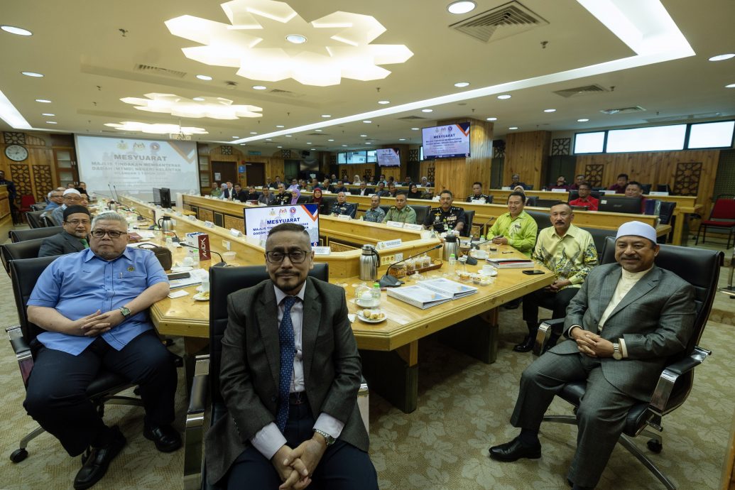 全国:国家反毒机构(AADK)总监拿督鲁斯林指出,吉兰丹是大马毒品滥用率第三高州属,仅次于登嘉楼与玻璃市。