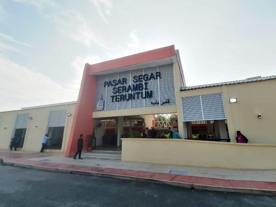 关丹德伦敦手工艺坊生鲜市场正式开幕。