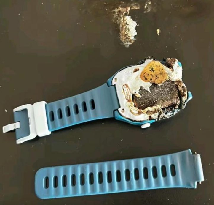 冒烟喷火还转圈圈 儿童智能手表自燃好惊悚！