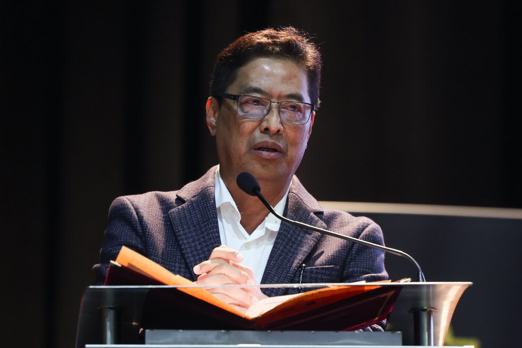 军官涉走私案 阿占巴基:柔佛摄政王的交际网络助反贪会获取信息