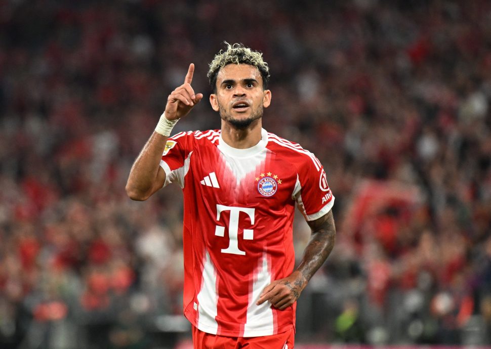 凯恩帽子戏法助6比0“屠牛”  拜仁强势开启卫冕之旅