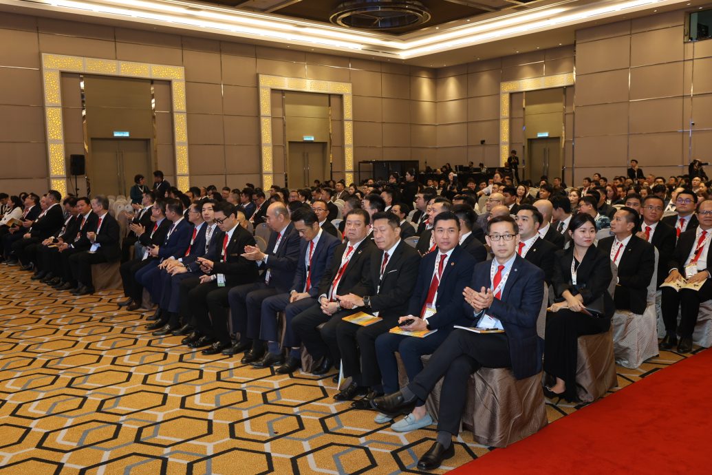 刘镇东 吁中小企业往高新科技方向发展