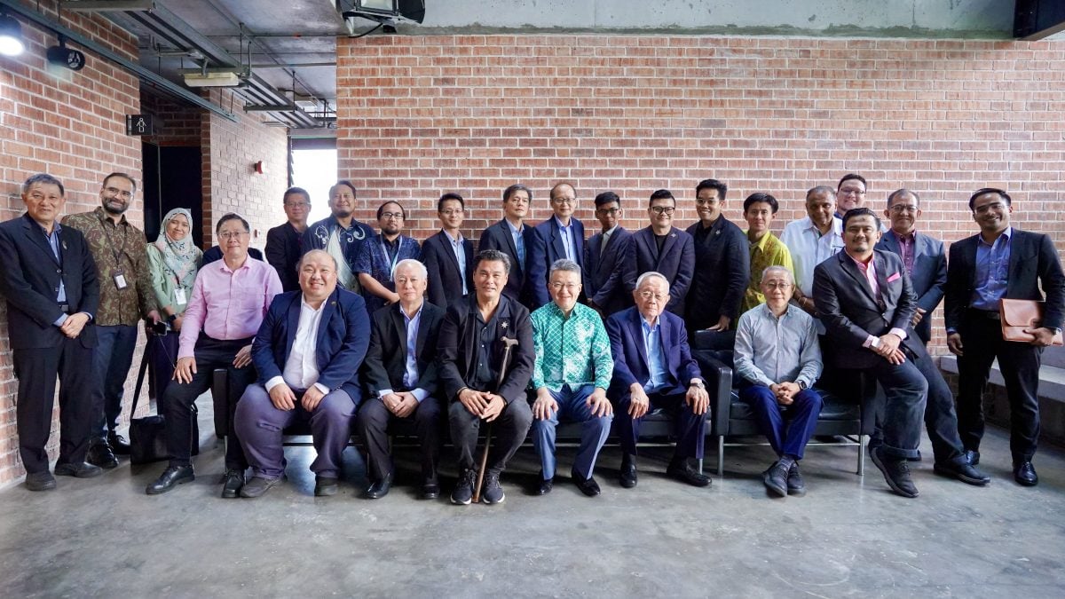 刘镇东:将探讨设立钢材标准