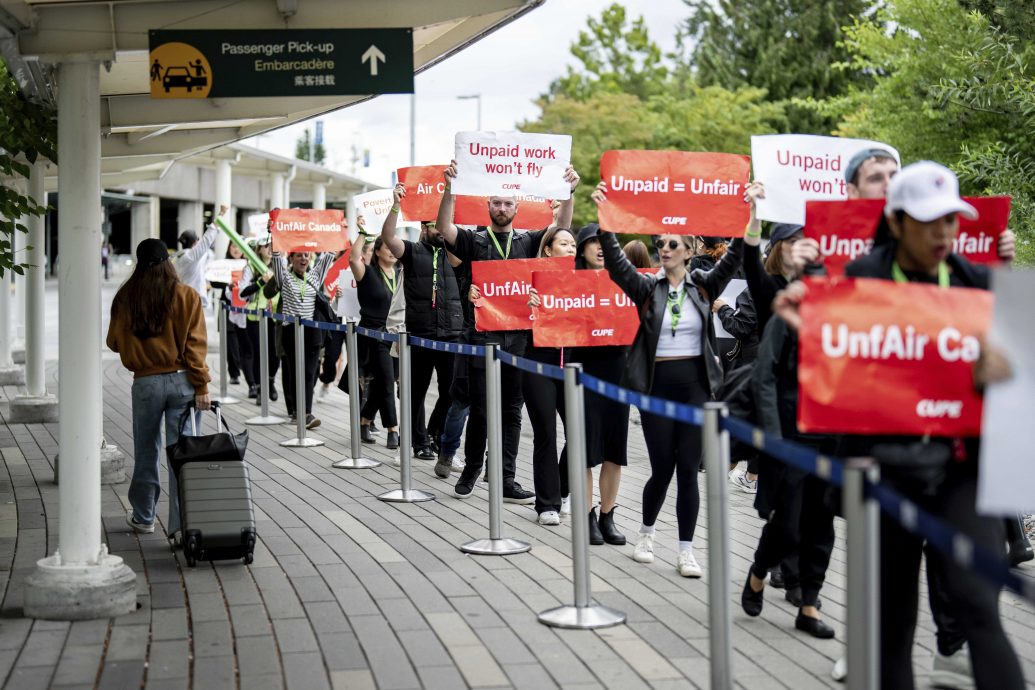 加拿大政府介入加航工潮寻求仲裁 工会斥“开可怕先例”