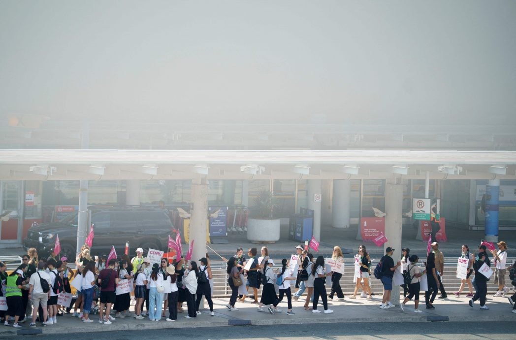 加拿大政府介入加航工潮寻求仲裁 工会斥“开可怕先例”