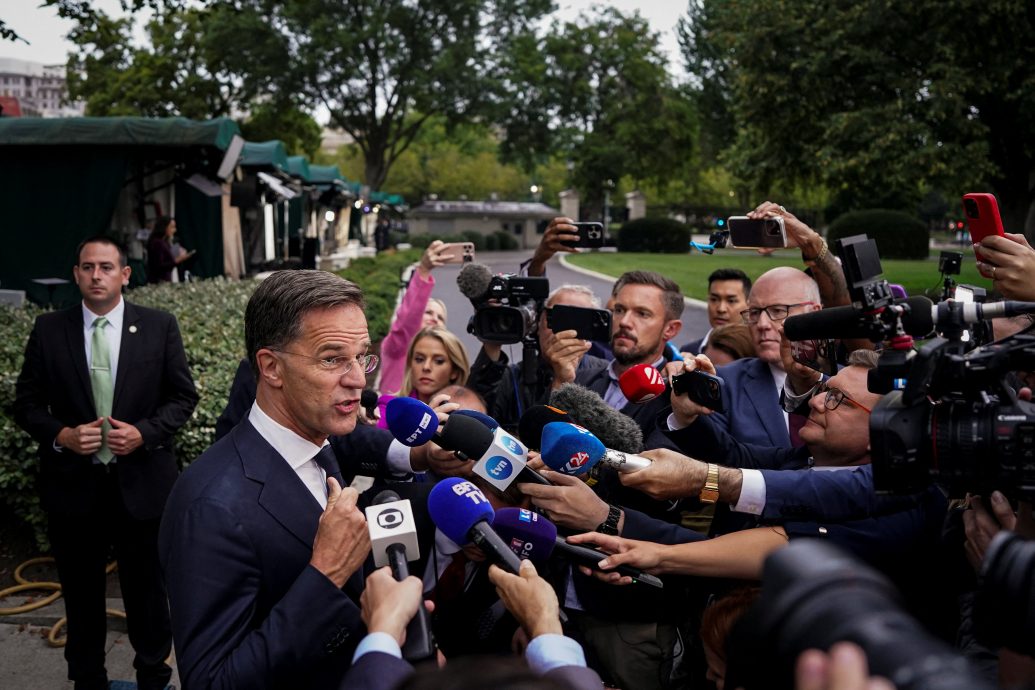 北约秘书长:讨论为乌克兰提供第5条式安全保障