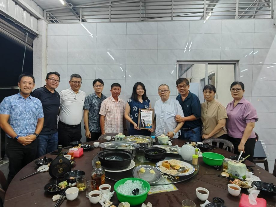 华裔青年台湾观摩团