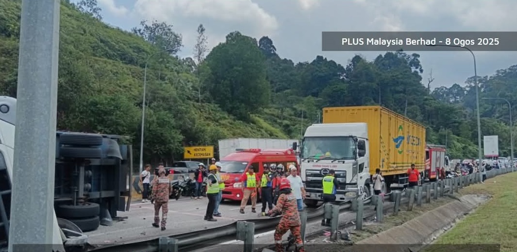 南北大道拖格罗里翻覆 美诺拉隧道北上路段瘫痪