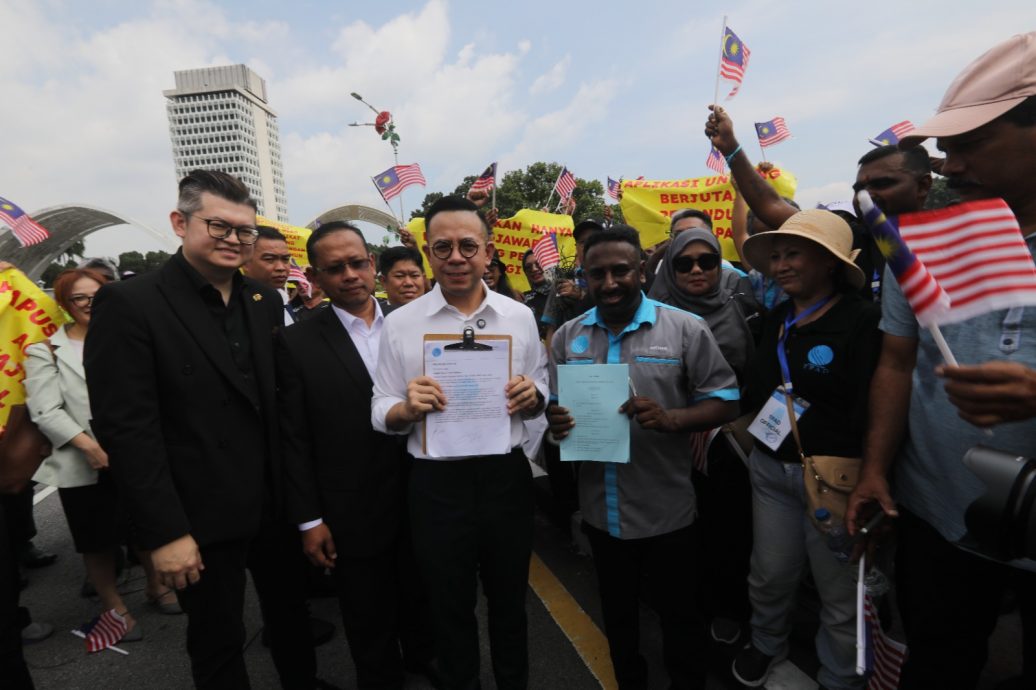 即时国会∕近百人国会外呈备忘录 吁朝野力挺2025年零工工作者法案