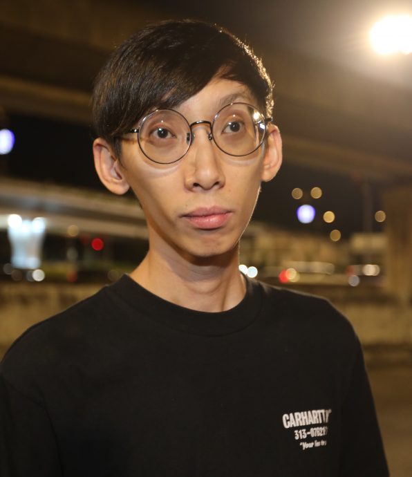 **即时国内**：全国：VEP正式上路 | 临检现场设服务窗口  助车主解“疑难杂症”