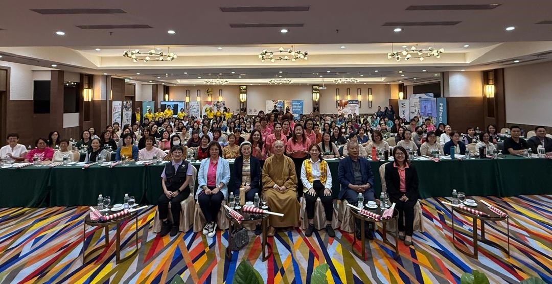 取代前稿:文告:佛光⼭与全国幼教公会