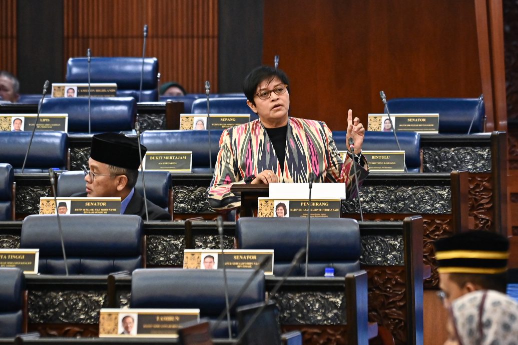 取代网 / 国会 / 阿莎丽娜:西马引入流动法庭 检控分权 资讯自由法案进入最后阶段