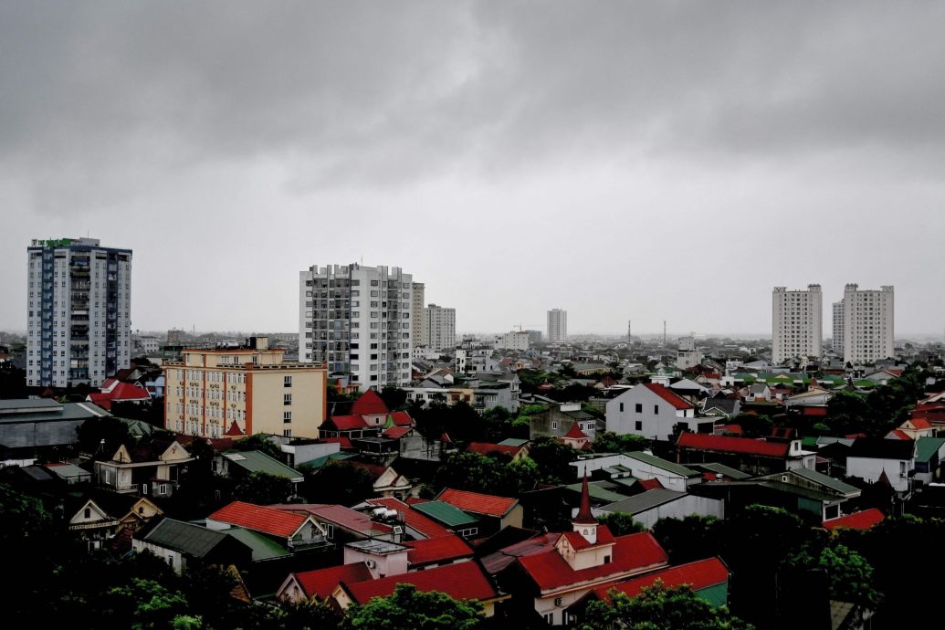 台风“剑鱼”来势汹汹 越南紧急疏散近33万人