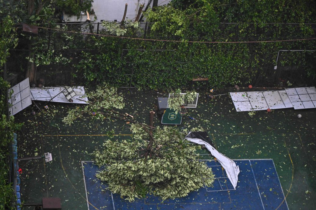 台风“剑鱼”袭击越南致1死8伤、数千人撤离