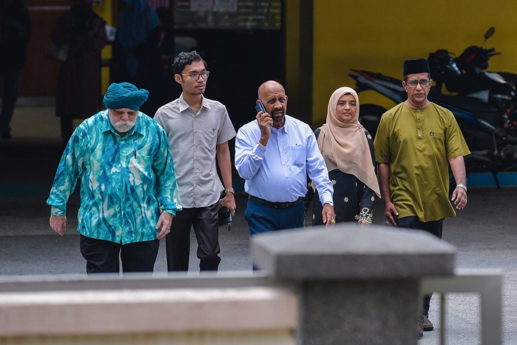 后备军猝死案|二度剖验发现可疑伤痕·律师促总检察署开验尸庭