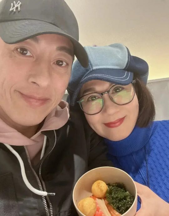 吕颂贤肺部感染入院2个月 昏迷命危暴瘦18公斤