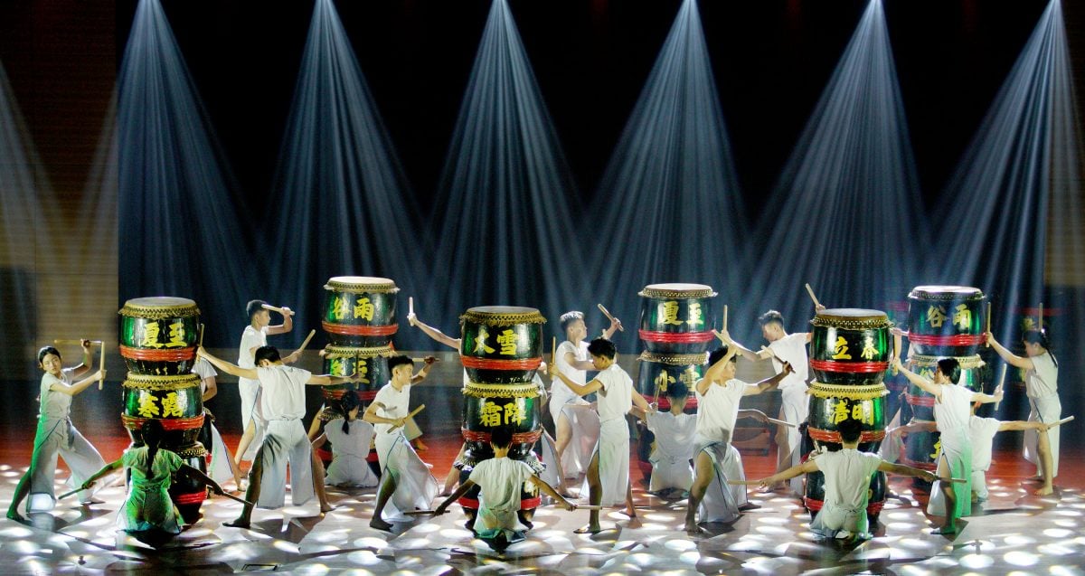 吴家良杯二十四节令鼓 | 红土坎天定华中成三料冠军 邦咯岛华联小学双料冠军