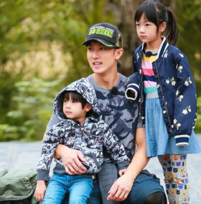 吴尊14岁大女儿超狂 纤细手臂炸出巨大肌肉