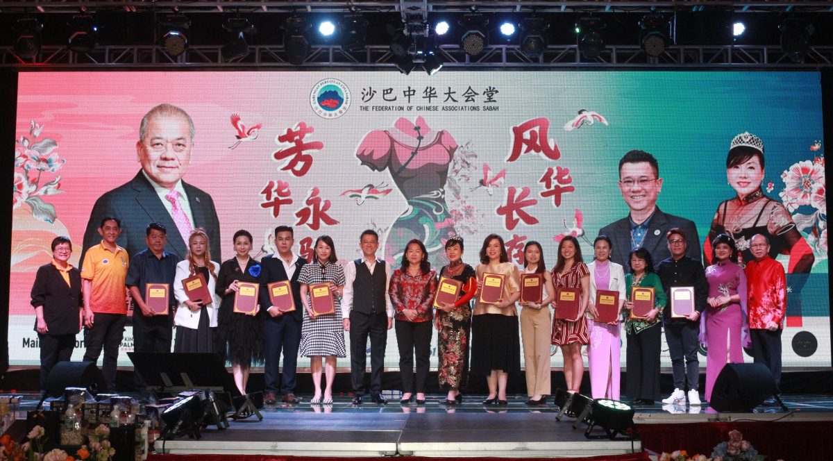 吴添泉:应确保外国人合法经商 保障本地商家利益