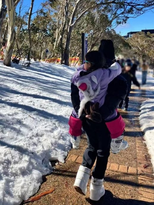 周董幺女抽高速度全家第一 3岁已是电竞高手？