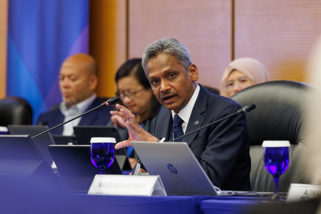 国行:下半年出口料温和 经济增长目标维持4-4.8%