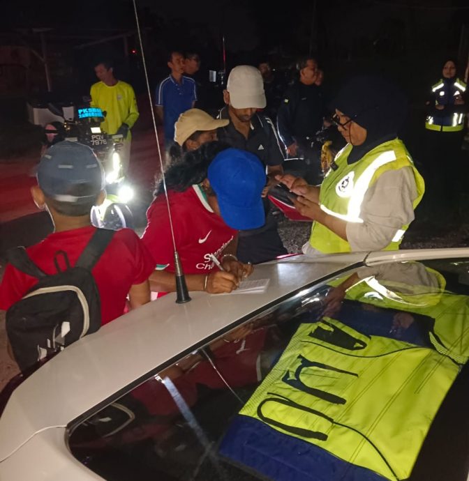 (大北马)一家四口登上迷路